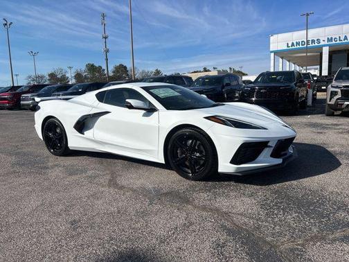 Arctic White 2026 Chevrolet Corvette Stingray w/1LT