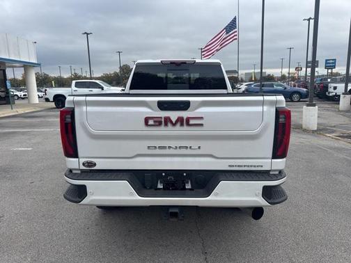 2024 GMC Sierra 2500 Denali