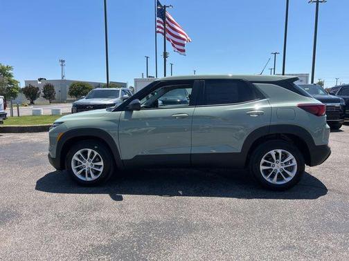 Cacti Green 2026 Chevrolet Trailblazer LS
