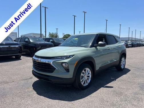 Cacti Green 2026 Chevrolet Trailblazer LS