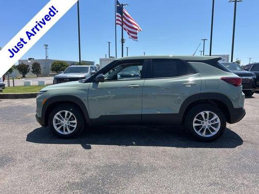 Cacti Green 2026 Chevrolet Trailblazer LS