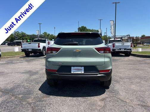 Cacti Green 2026 Chevrolet Trailblazer LS
