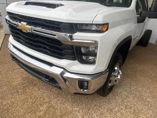 2026 Chevrolet Silverado 3500 LT