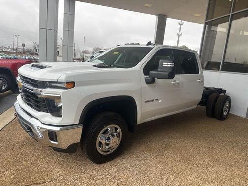 2026 Chevrolet Silverado 3500 LT