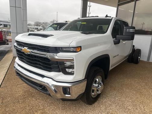2026 Chevrolet Silverado 3500 LT