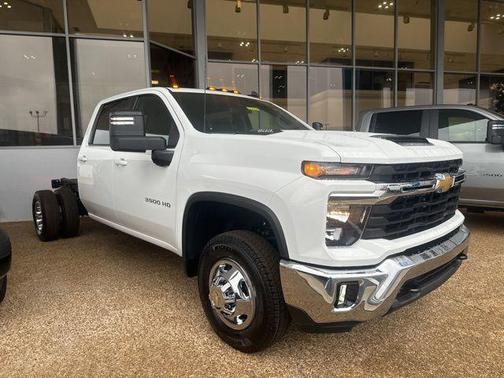 2026 Chevrolet Silverado 3500 LT