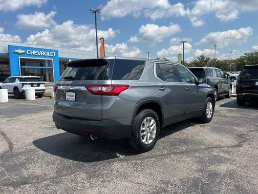 2021 Chevrolet Traverse LS