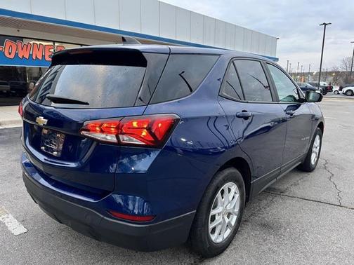 2022 Chevrolet Equinox LS