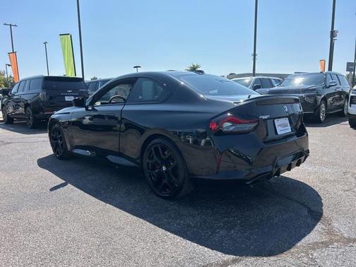 2025 BMW M240 i