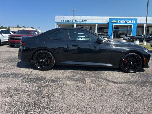 2025 BMW M240 i