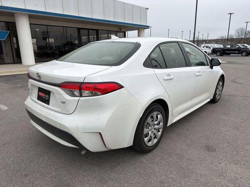 Super White 2021 Toyota Corolla LE
