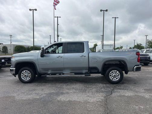 Sterling Gray Metallic 2025 Chevrolet Silverado 2500 LT