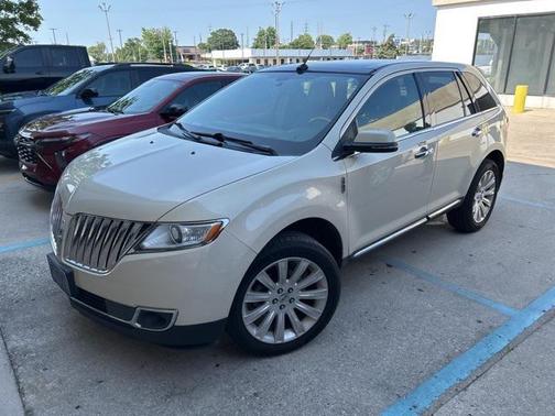 2014 Lincoln MKX Base