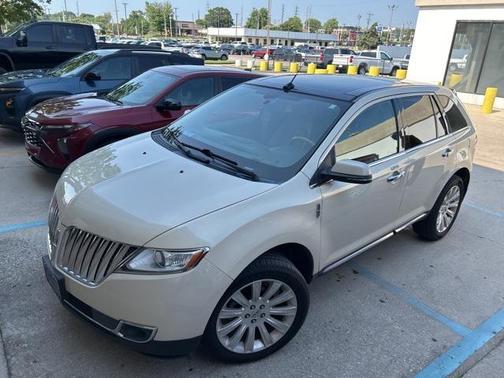 2014 Lincoln MKX Base