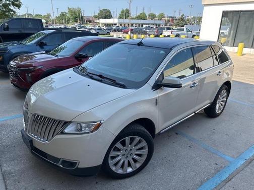 2014 Lincoln MKX Base