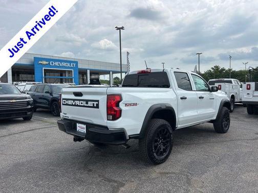 Summit White 2026 Chevrolet Colorado Trail Boss