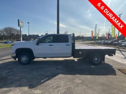 Summit White 2026 Chevrolet Silverado 3500 WT
