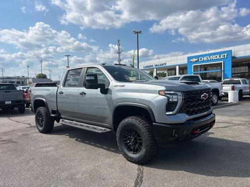 2025 Chevrolet Silverado 2500 4WD Crew Cab Standard Bed ZR2