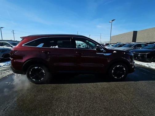 2025 Kia Sorento S