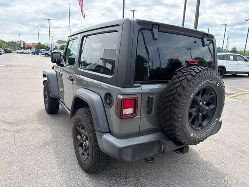 Sting-Gray Clearcoat 2020 Jeep Wrangler Willys 4x4