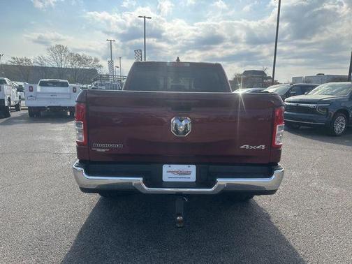 Delmonico Red Pearlcoat 2022 RAM 1500 Big Horn/Lone Star