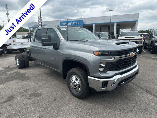 Sterling Gray Metallic 2026 Chevrolet Silverado 3500 LT