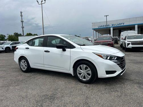Fresh Powder 2024 Nissan Versa 1.6 S