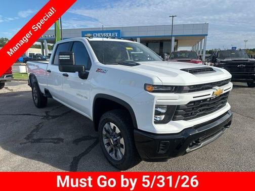 Summit White 2025 Chevrolet Silverado 2500 Custom