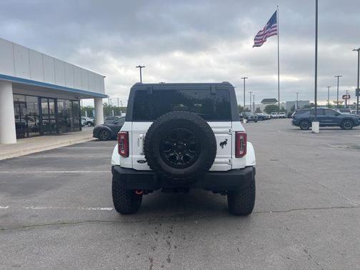 OXFORD WHITE 2022 Ford Bronco Wildtrak