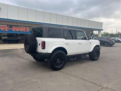OXFORD WHITE 2022 Ford Bronco Wildtrak