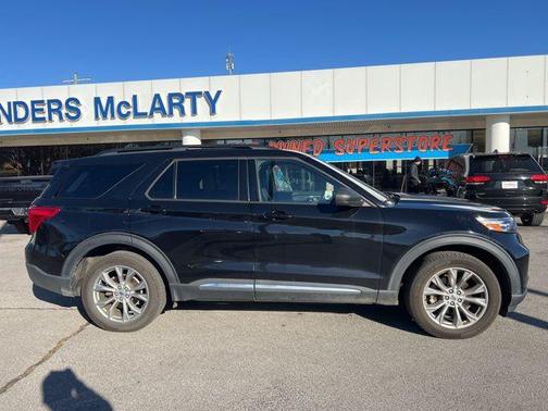 AGATE BLACK METALLIC 2020 Ford Explorer XLT
