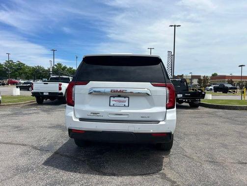 Summit White 2024 GMC Yukon SLT