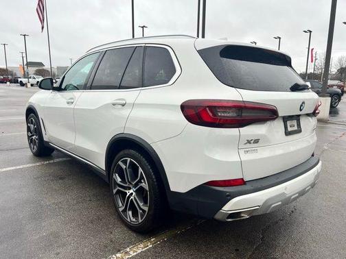 2023 BMW X5 sDrive40i