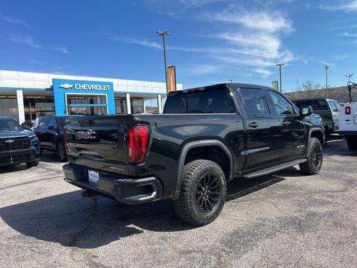 2023 GMC Sierra 1500 AT4X
