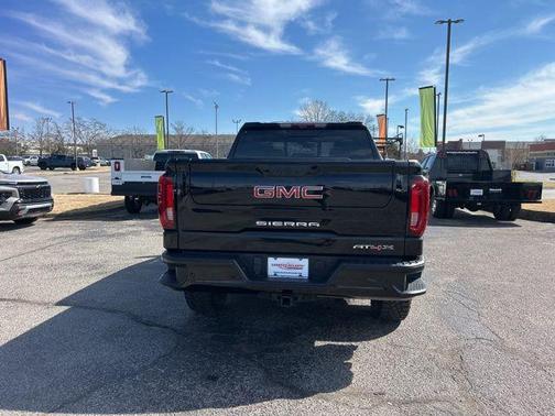 2023 GMC Sierra 1500 AT4X