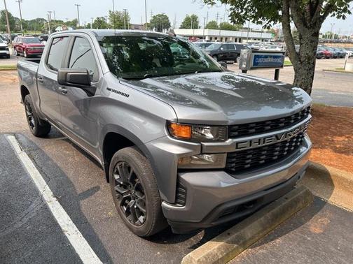 2022 Chevrolet Silverado 1500 Custom