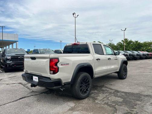 White Sands 2026 Chevrolet Colorado Trail Boss