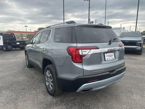 Sterling Metallic 2023 GMC Acadia AWD SLT