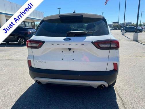 OXFORD WHITE 2024 Ford Escape Active