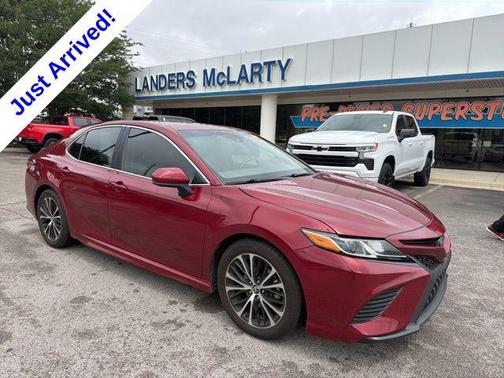 Ruby Flare Pearl 2018 Toyota Camry SE