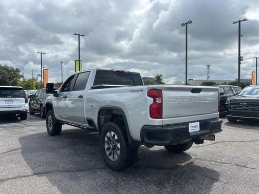 2023 Chevrolet Silverado 2500 Custom