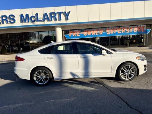 2020 Ford Fusion SEL