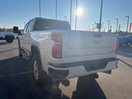 2025 Chevrolet Silverado 2500 High Country