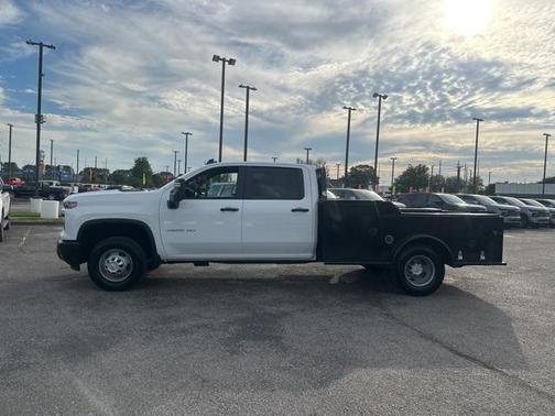 2025 Chevrolet Silverado 3500 WT