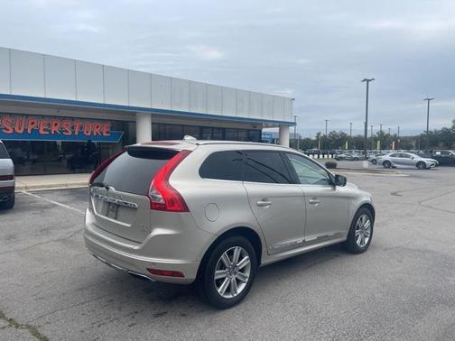 2017 Volvo XC60 T5 Inscription