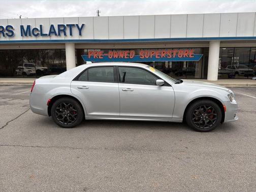 2021 Chrysler 300 Touring