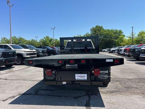 Summit White 2026 Chevrolet Silverado 3500 WT