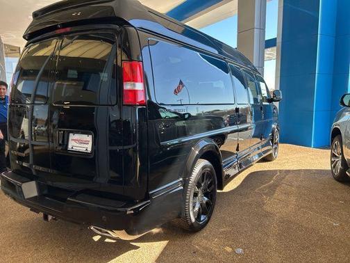 2026 Chevrolet Express 2500 2500 Extended Wheelbase, WT, RWD