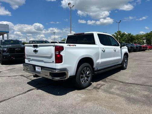 Summit White 2026 Chevrolet Silverado 1500 LT
