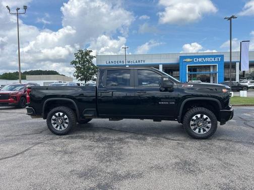 2025 Chevrolet Silverado 2500 Custom
